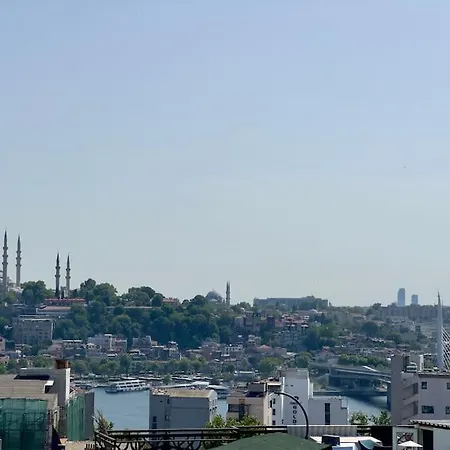 2br, 2ba, 4th Floor Of Historical Building ,galata Appartement